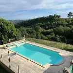 Apartment Lacouty, Le Paradis Vous Attend!