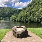 Lacouty, Le Paradis Vous Attend! * Junhac