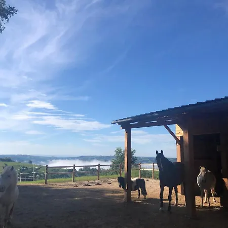 Lacouty, Le Paradis Vous Attend!