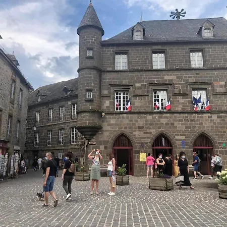 Lacouty, Le Paradis Vous Attend! Appartamento Junhac