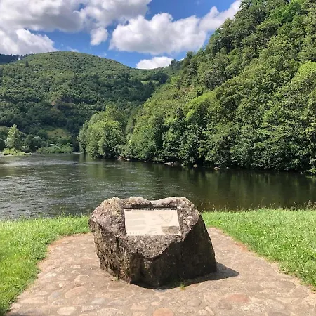 Lacouty, Le Paradis Vous Attend! * Junhac