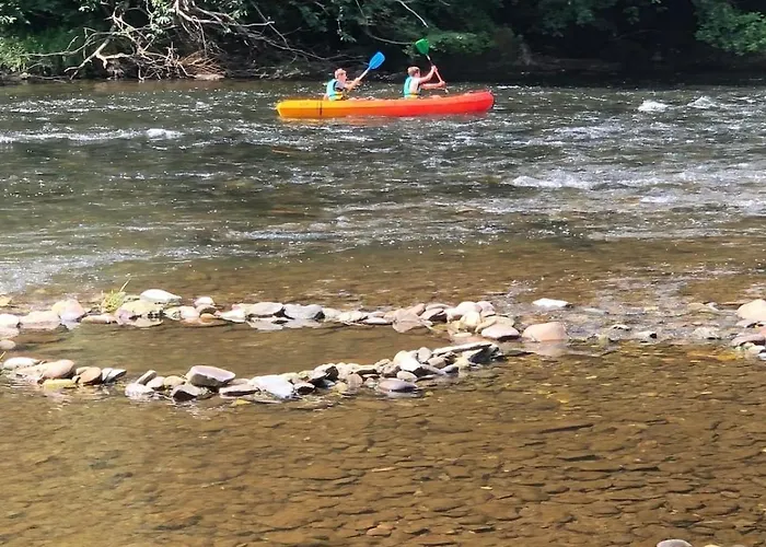 Lacouty, Le Paradis Vous Attend! Junhac