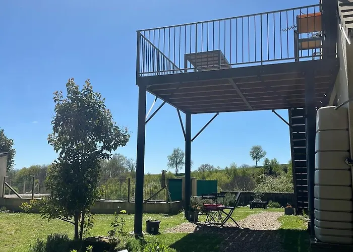 Lacouty, Le Paradis Vous Attend! Junhac