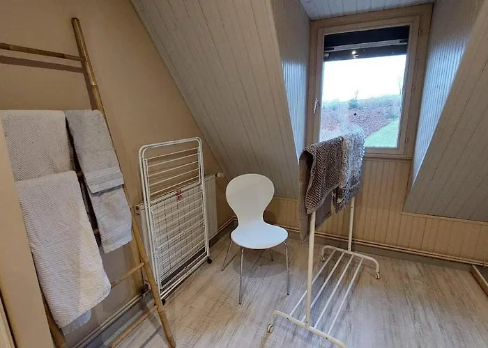 Lacouty, Le Paradis Vous Attend!