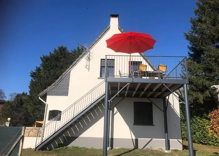 Lacouty, Le Paradis Vous Attend!